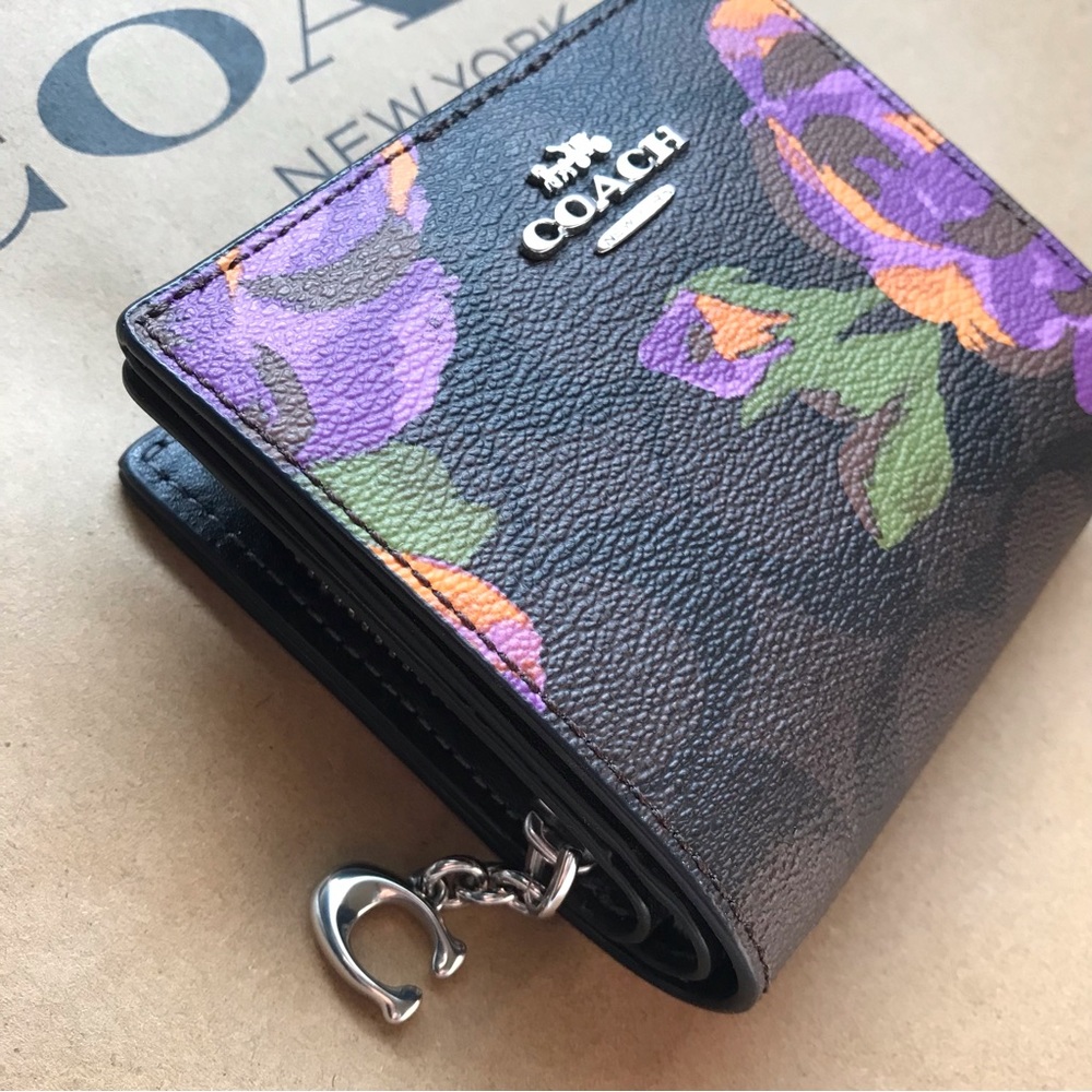 🌸 Coach Snap Wallet In Signature Canvas With Rose Print - Picture 7 of 11